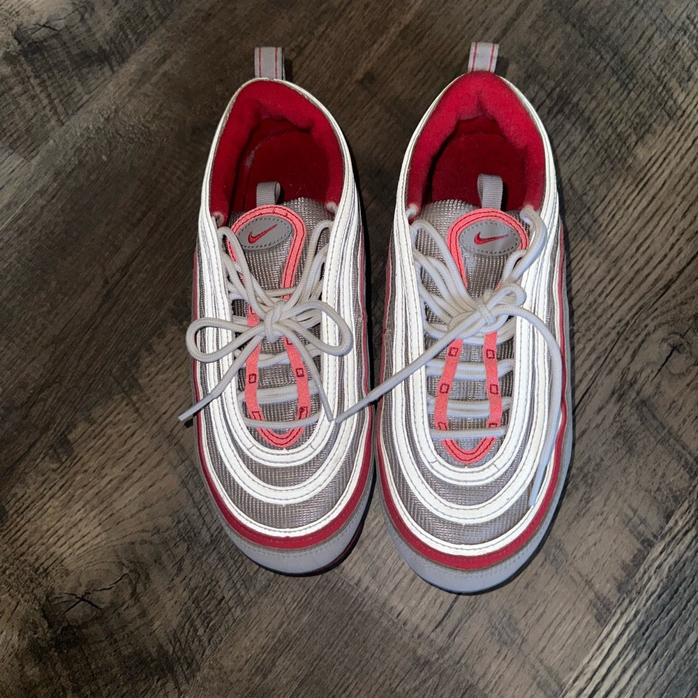 Air Max - Picture 3 of 5